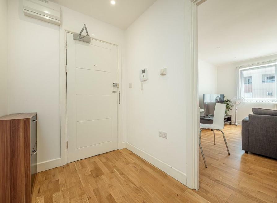Easystay Slough Central Free Parking מראה חיצוני תמונה