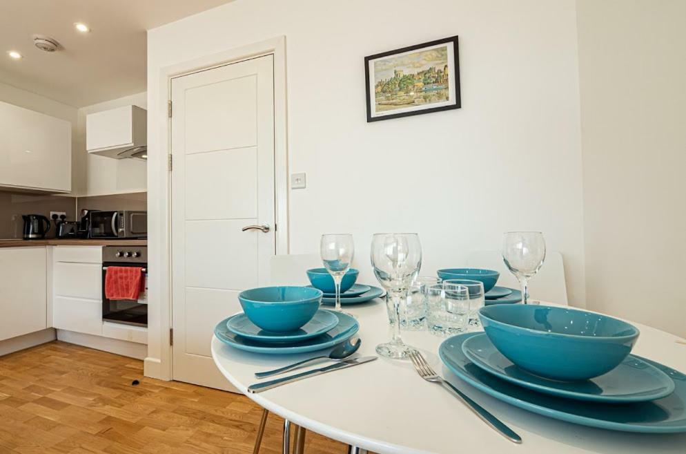 Easystay Slough Central Free Parking מראה חיצוני תמונה